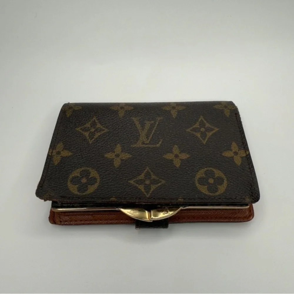 Louis Vuitton Brown Monogram French Purse Wallet Gold | Women’s | Used |